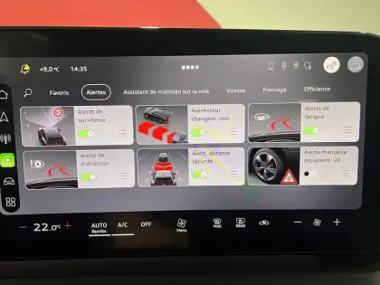 Photo 50 Audi Q3  TFSI 150 ch Hybride S tronic 7