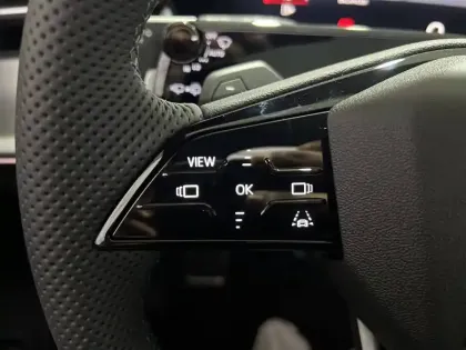 Photo 26 Audi Q3  TFSI 150 ch Hybride S tronic 7