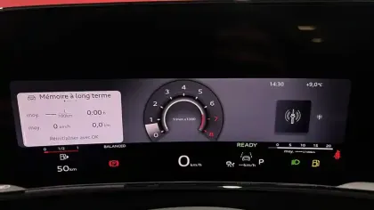 Photo 32 Audi Q3  TFSI 150 ch Hybride S tronic 7