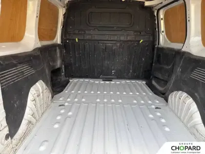 Photo 6 Peugeot Partner  FOURGON STANDARD 1000 KG BLUEHDI 130 S&S EAT8