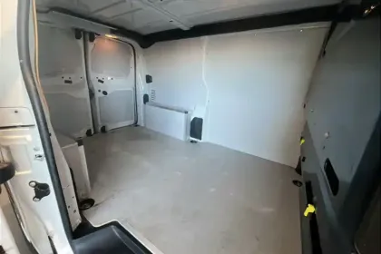 Photo 13 Peugeot Expert  FGN M BLUEHDI 145 S&S EAT8