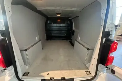 Photo 12 Peugeot Expert  FGN M BLUEHDI 145 S&S EAT8