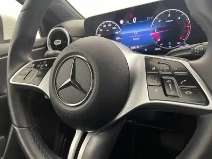 Photo 132 Mercedes Classe A  180 d 8G-DCT