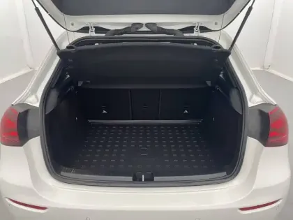 Photo 122 Mercedes Classe A  180 d 8G-DCT