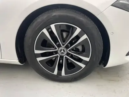 Photo 27 Mercedes Classe A Gén. IV (W177) Ph2 Progressive Line 5