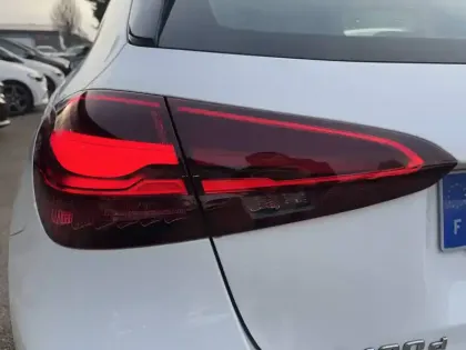 Photo 105 Mercedes Classe A  180 d 8G-DCT