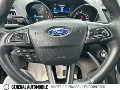 Photo 9 Ford Kuga  2.0 TDCi 120 S&S 4x2 BVM6