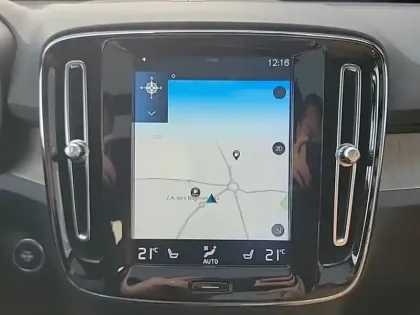 Photo 13 Volvo Xc40  D4 AWD AdBlue 190 ch Geartronic 8