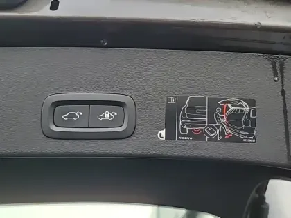 Photo 27 Volvo Xc40  D4 AWD AdBlue 190 ch Geartronic 8