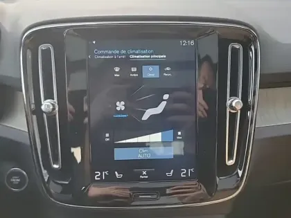 Photo 16 Volvo Xc40  D4 AWD AdBlue 190 ch Geartronic 8