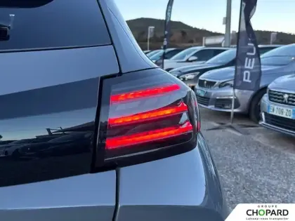 Photo 24 Peugeot 208  Hybrid 145 e-DCS6