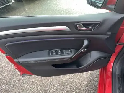 Photo 10 Renault Megane  IV Berline Blue dCi 115 EDC