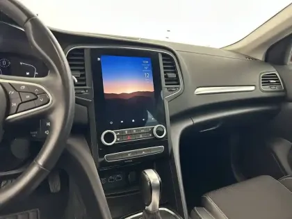 Photo 69 Renault Megane  IV Berline Blue dCi 115 EDC