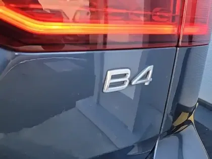 Photo 27 Volvo V60  B4 197 ch Geartronic 8