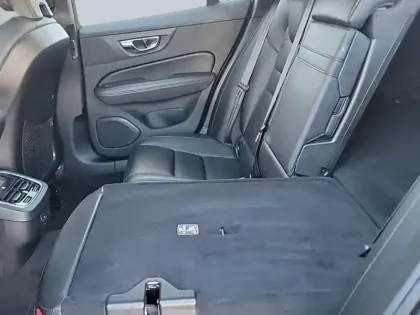 Photo 8 Volvo V60  B4 197 ch Geartronic 8