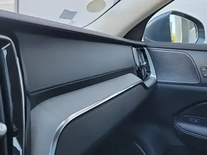 Photo 11 Volvo V60  B4 197 ch Geartronic 8