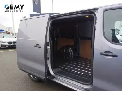 Photo 14 Peugeot Expert  FGN M BLUEHDI 145 S&S EAT8