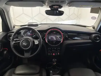 Photo 6 Mini Mini Hatch 5 Portes Cooper 136 ch DKG7