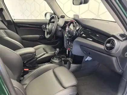 Photo 22 Mini Mini Hatch 5 Portes Cooper 136 ch DKG7