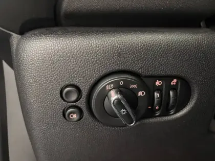 Photo 44 Mini Mini Hatch 5 Portes Cooper 136 ch DKG7