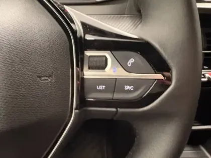 Photo 20 Peugeot 2008  100 S&S BVM6