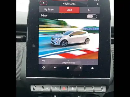 Photo 22 Renault Clio  E-Tech full hybrid 145