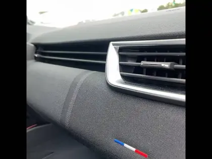 Photo 7 Renault Clio  E-Tech full hybrid 145