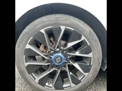 Photo 37 Renault Clio Gén. V (BJA) Ph2 esprit Alpine 5