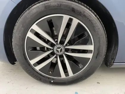 Photo 17 Mercedes Classe A  200 7G-DCT