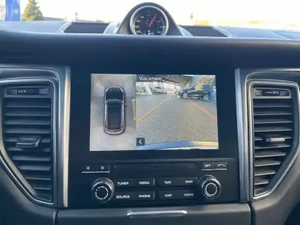 Photo 19 Porsche Macan  3.0 V6 360 ch