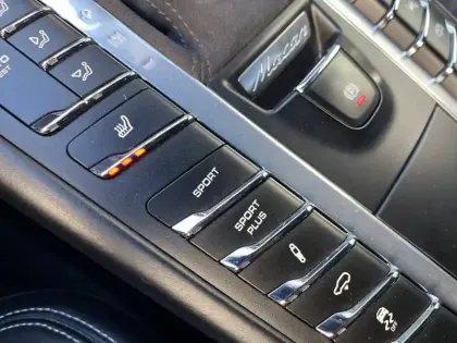 Photo 35 Porsche Macan  3.0 V6 360 ch