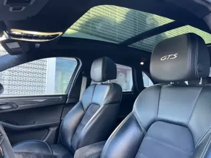 Photo 30 Porsche Macan  3.0 V6 360 ch