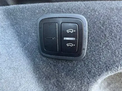 Photo 21 Porsche Macan  3.0 V6 360 ch