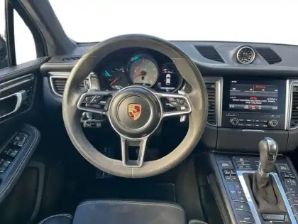 Photo 11 Porsche Macan  3.0 V6 360 ch