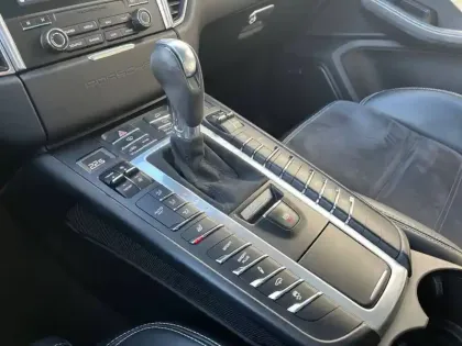 Photo 25 Porsche Macan  3.0 V6 360 ch