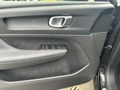 Photo 9 Volvo C40  Recharge 231 ch 1EDT