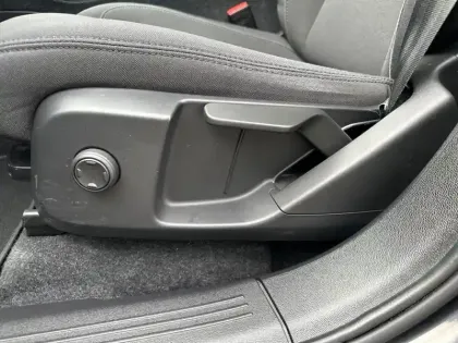 Photo 10 Volvo C40  Recharge 231 ch 1EDT