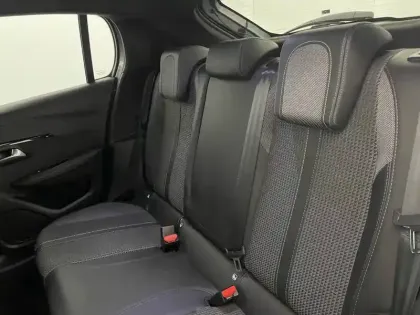 Photo 34 Peugeot 208  Electrique 50 kWh 136ch