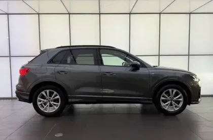 Photo 6 Audi Q3  35 TFSI 150 ch S tronic 7