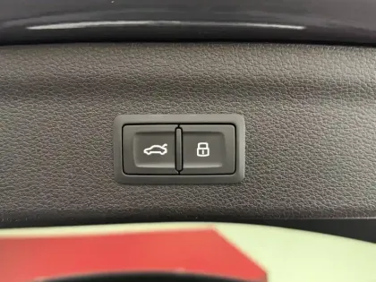 Photo 10 Audi Q3  35 TFSI 150 ch S tronic 7