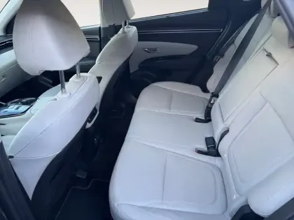 Photo 13 Hyundai Tucson  1.6 T-GDI 230 Hybrid BVA6