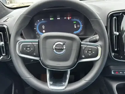 Photo 8 Volvo Ex40  Single Extended Range 252 ch 1EDT