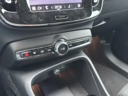 Photo 16 Volvo Ex40  Single Extended Range 252 ch 1EDT