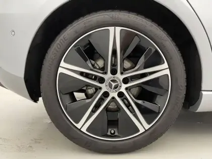 Photo 18 Mercedes Classe A  180 d 8G-DCT