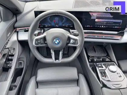 Photo 5 BMW Serie 5 i5 eDrive40 340 ch