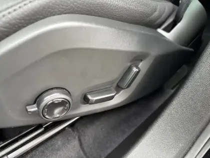 Photo 19 Volvo Xc60  T6 AWD Hybride rechargeable 253 ch+145 ch Geartronic 8