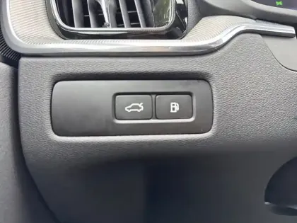 Photo 17 Volvo Xc60  T6 AWD Hybride rechargeable 253 ch+145 ch Geartronic 8