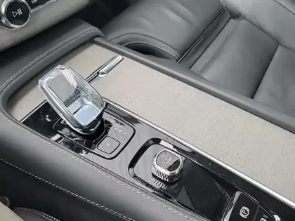 Photo 20 Volvo Xc90  T8 AWD Hybride Rechargeable 310+145 ch Geartronic 8 7pl