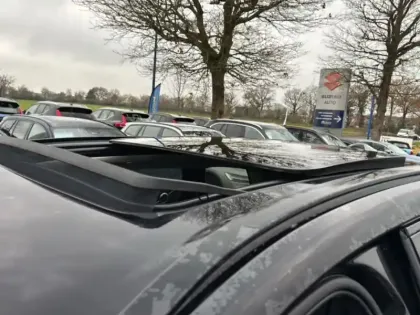 Photo 21 Volvo Xc60  T6 AWD Hybride rechargeable 253 ch+145 ch Geartronic 8