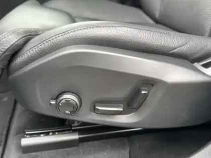 Photo 18 Volvo Xc60  T6 AWD Hybride rechargeable 253 ch+145 ch Geartronic 8